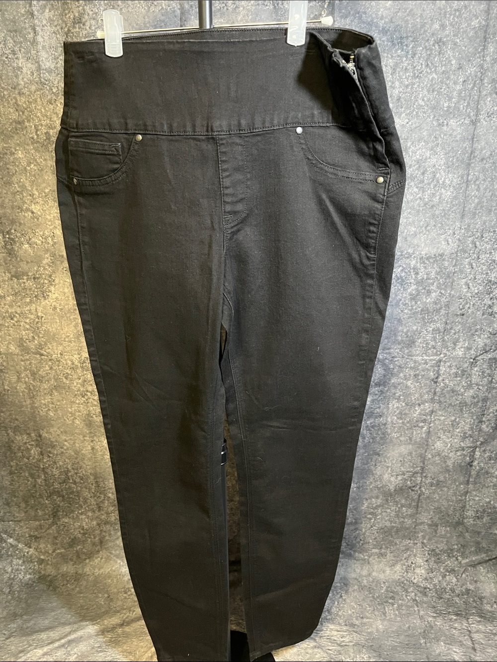 SPANX Men's Black Pull-On Chinos